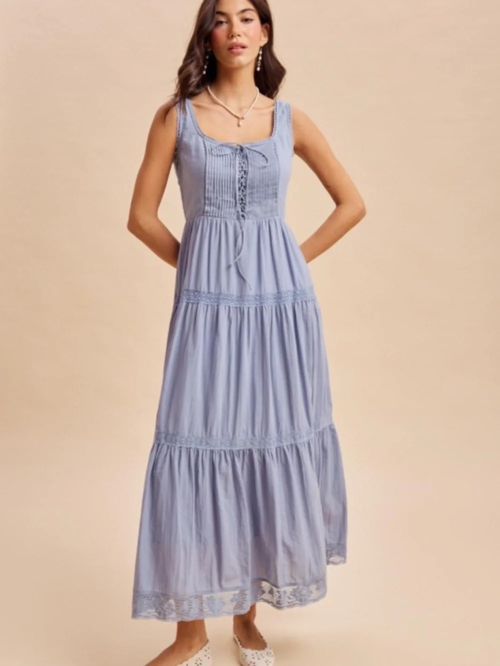 Isabella Dress - Picture 3 of 4